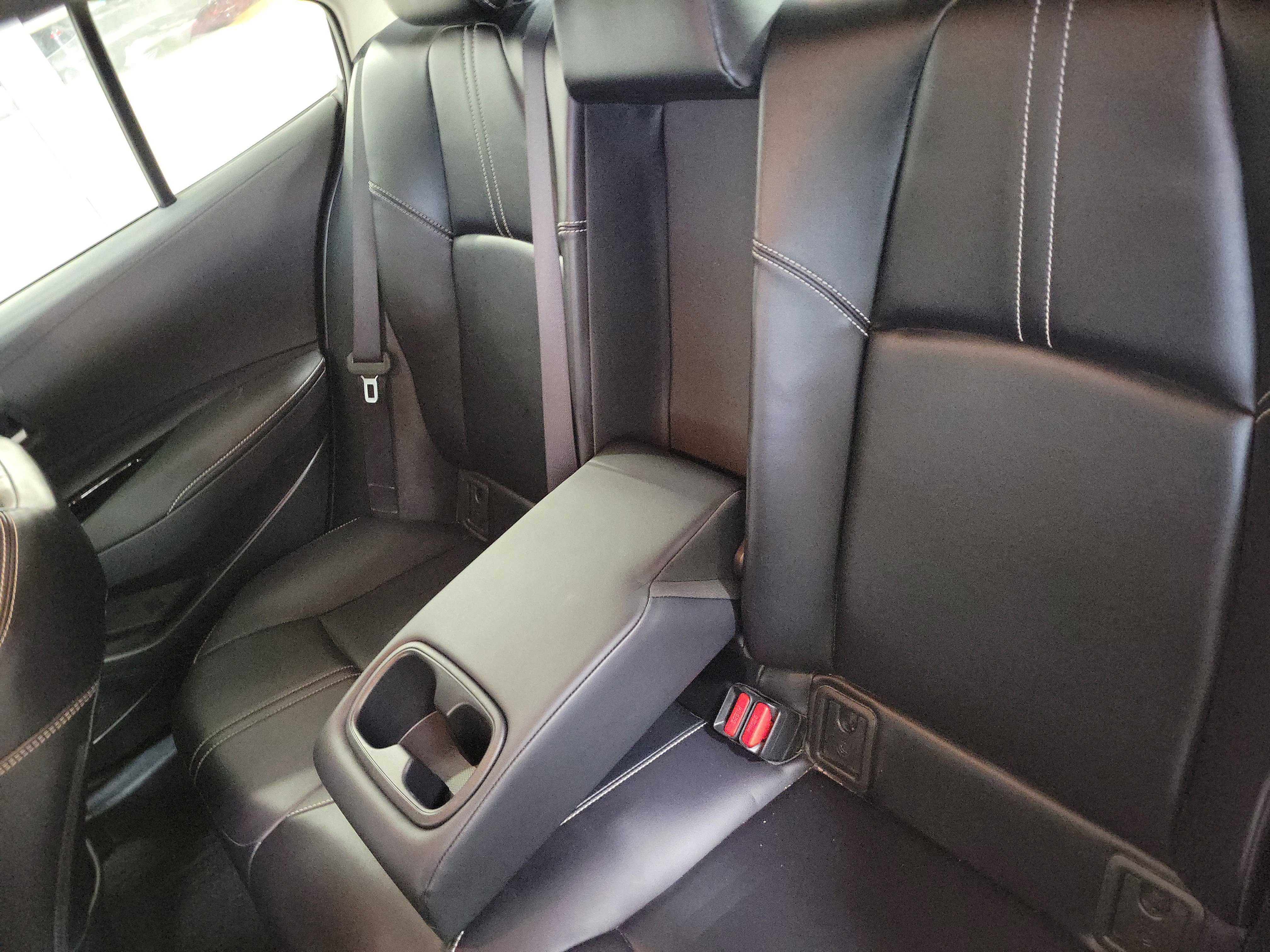 Used 2020 Toyota Corolla XLE image 12