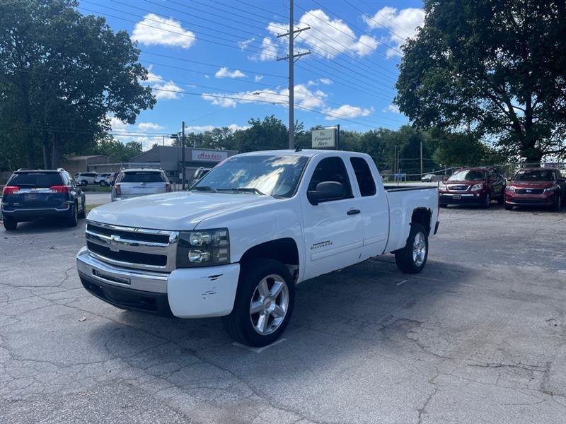 Used 2010 Chevrolet Silverado 1500 LS AWD/4WD image 1