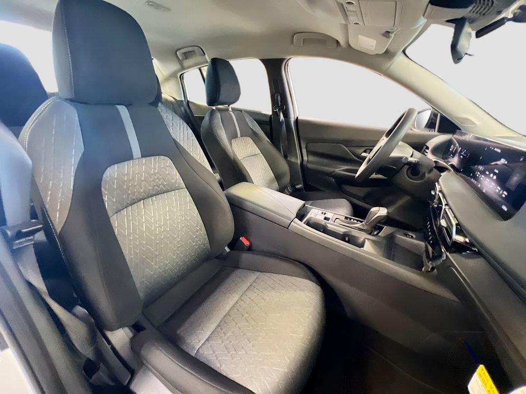 New 2026 Nissan Sentra SV w/ Floor Mat Package FWD image 25
