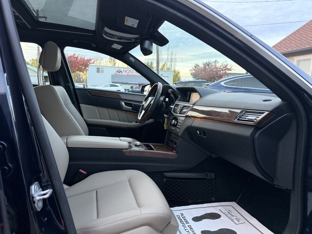 Used 2012 Mercedes-Benz E 350 4MATIC Sedan image 15