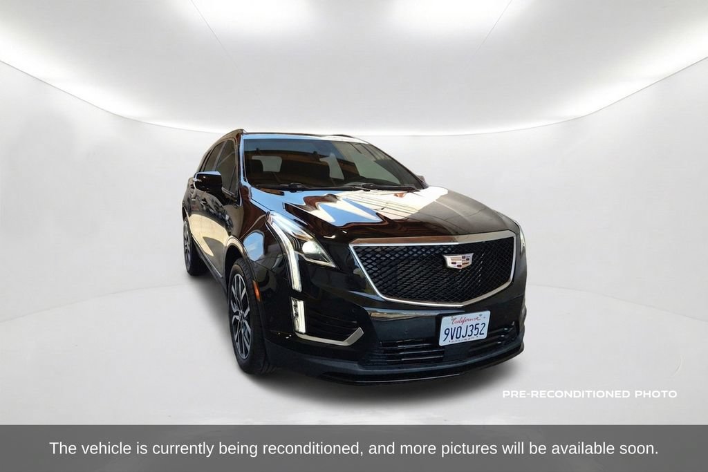 Used 2021 Cadillac XT5 Sportv w/ Platinum Package AWD/4WD image 3