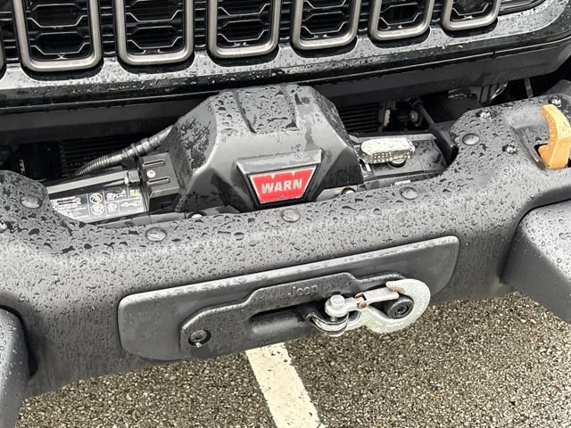 Used 2024 Jeep Wrangler Unlimited Rubicon 392 AWD/4WD image 9