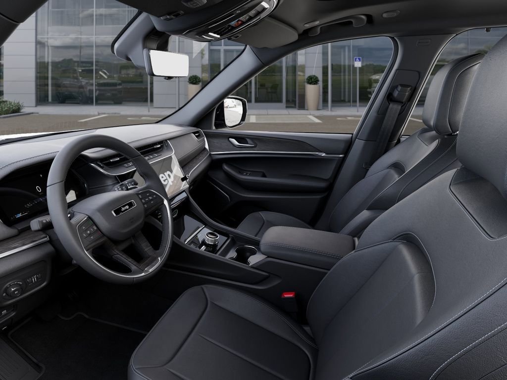 New 2026 Jeep Grand Cherokee Limited w/ Luxury Tech Group II image 23