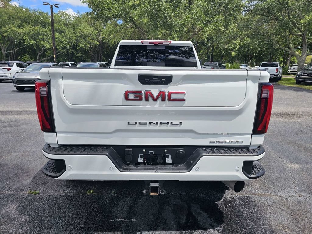 Used 2025 GMC Sierra 3500 Denali w/ Denali Reserve Package AWD/4WD image 5