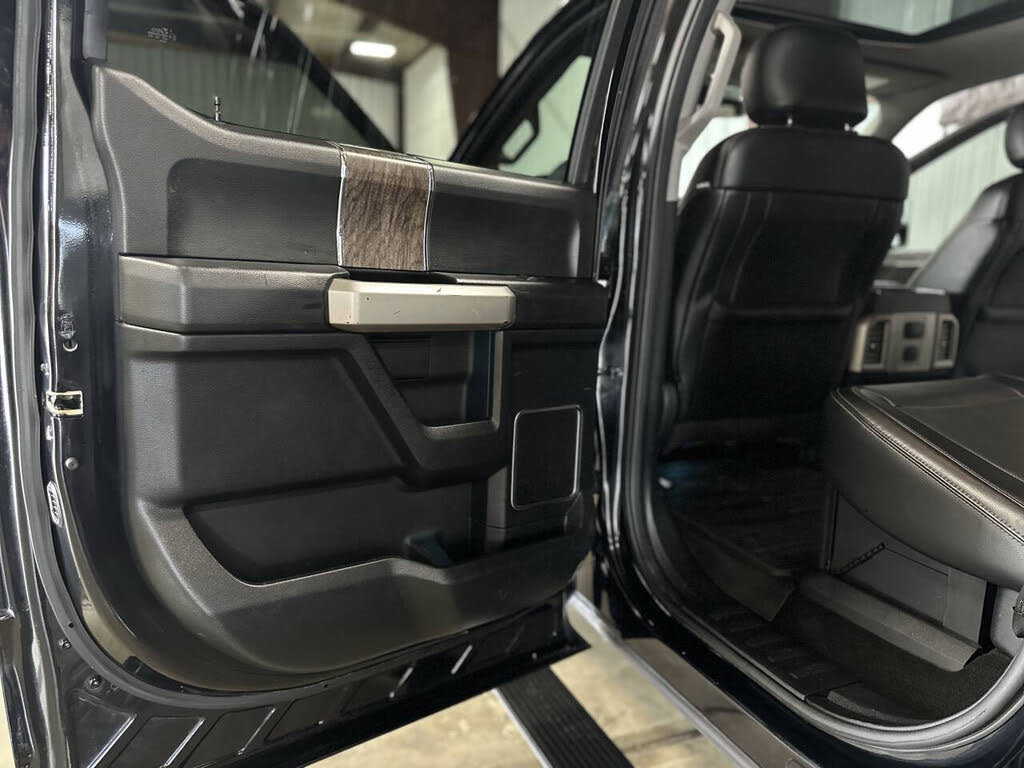 Used 2017 Ford F250 Lariat w/ Lariat Ultimate Package image 16