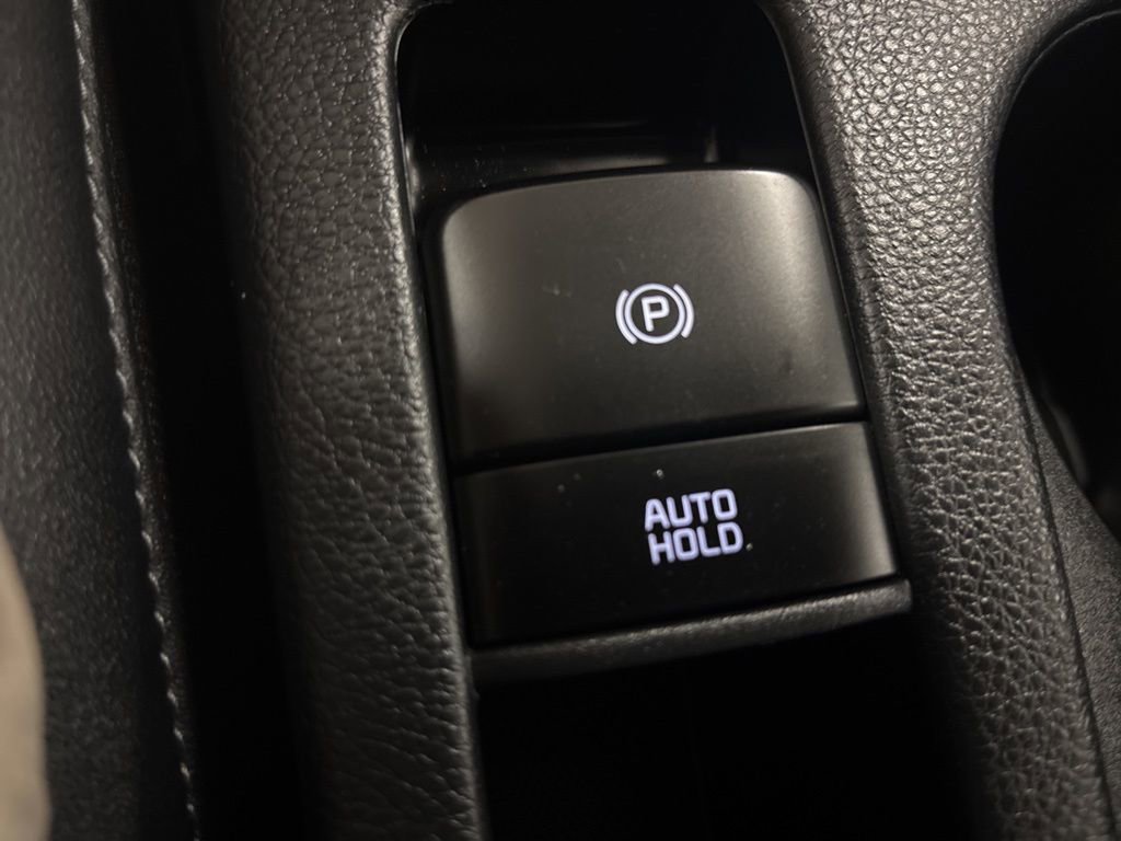 Used 2024 Kia Seltos SX image 16