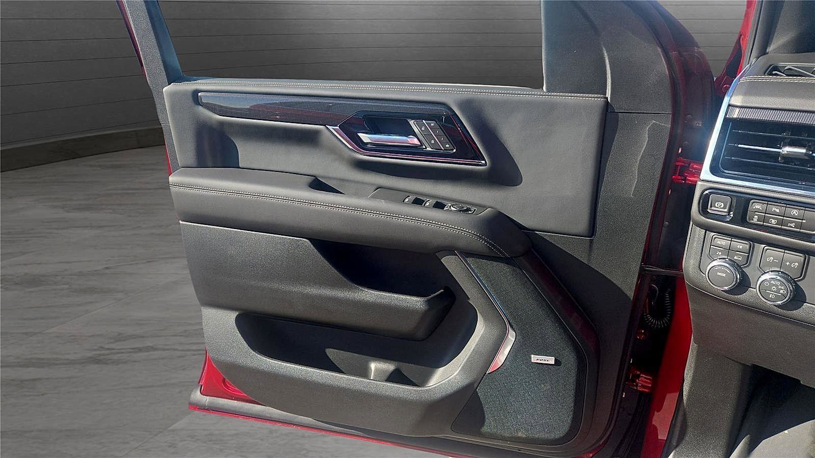 New 2026 GMC Yukon Elevation w/ LPO, Floor Liner Package image 16
