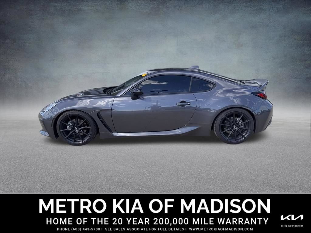 Used 2023 Toyota GR86 Premium RWD image 3