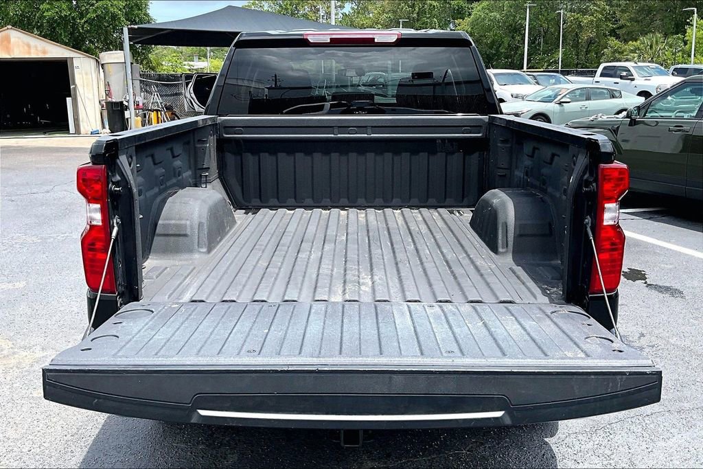 Used 2025 Chevrolet Silverado 1500 Custom AWD/4WD image 7