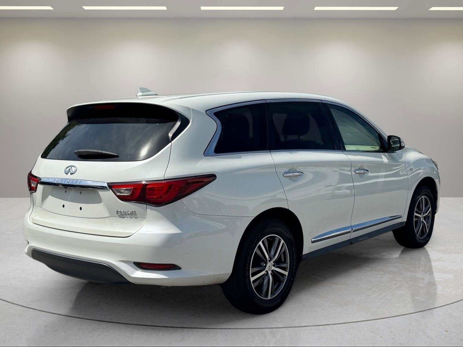 Used 2016 INFINITI QX60 FWD image 5