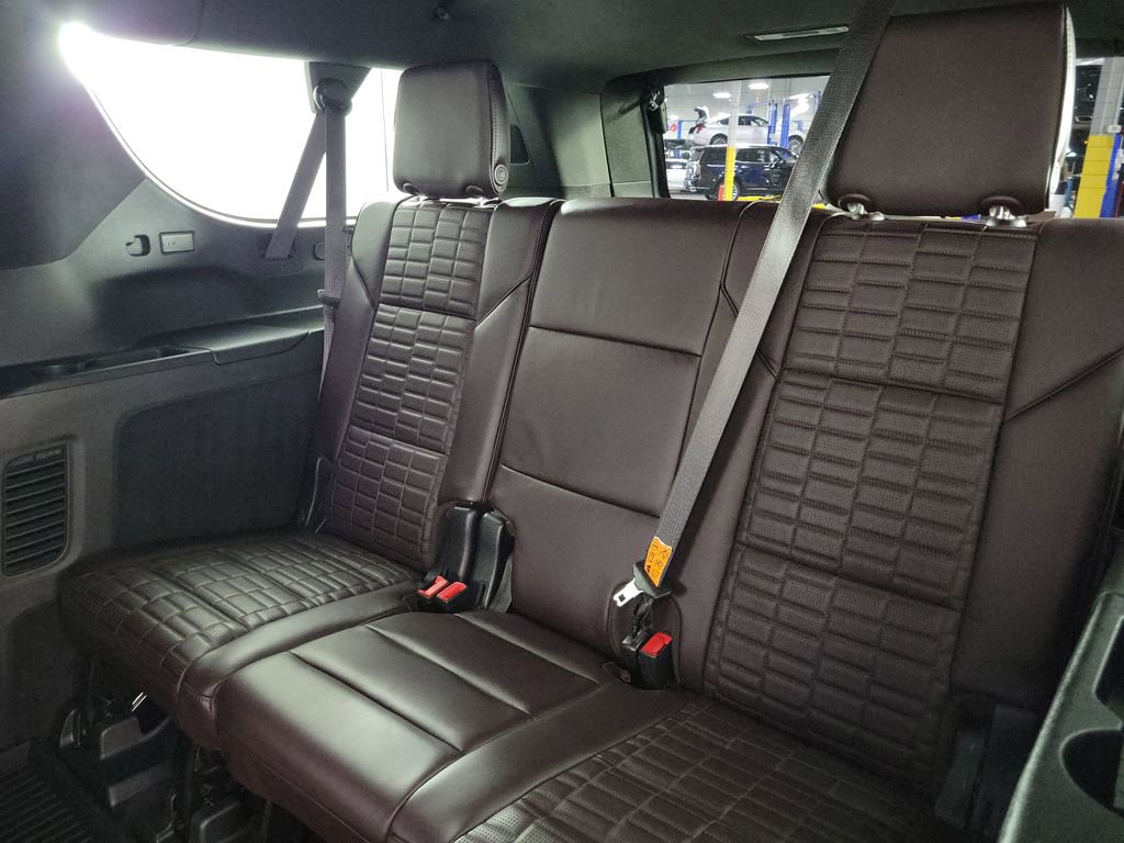 Certified 2021 Cadillac Escalade ESV Premium Luxury Platinum RWD image 11