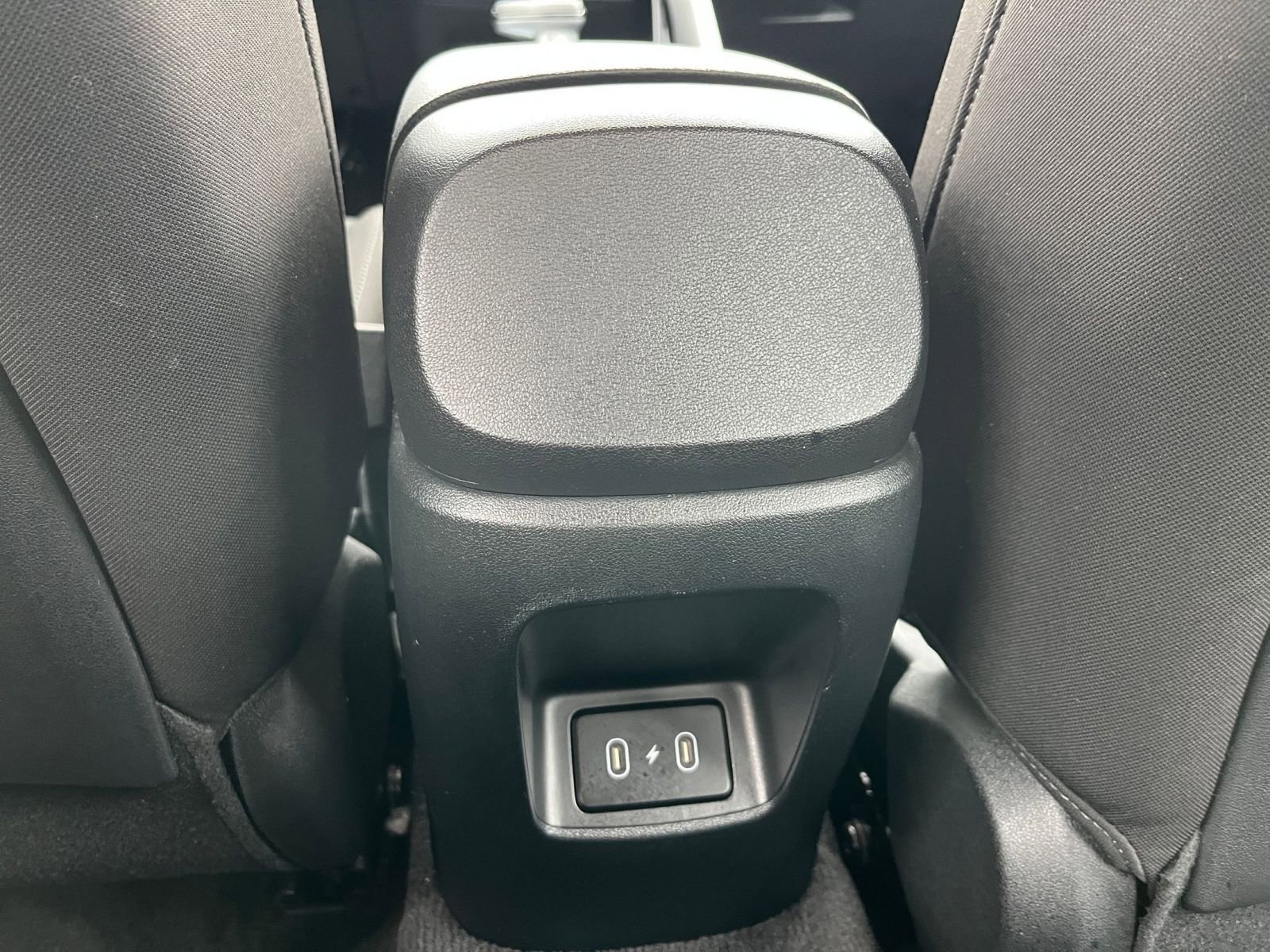 Used 2025 Hyundai Elantra SEL image 22