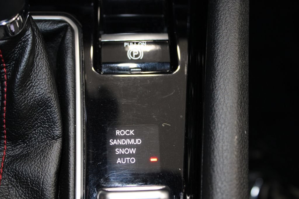 Used 2024 Jeep Compass Trailhawk AWD/4WD image 37
