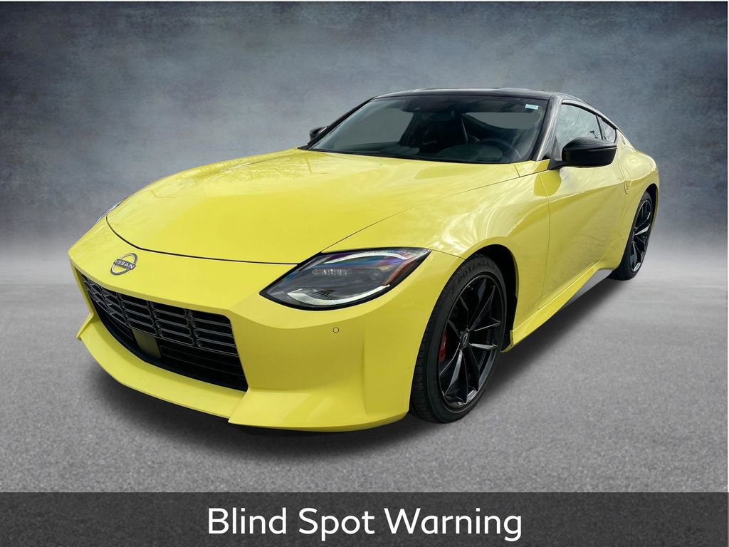 Used 2024 Nissan Z Performance w/ Floor Mat Package RWD image 4