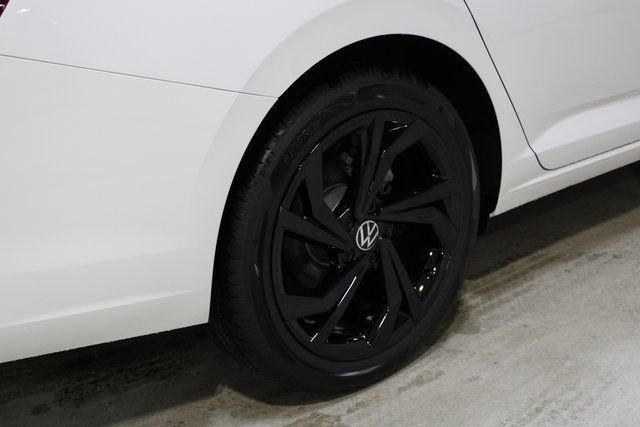 New 2026 Volkswagen Jetta SE FWD image 25