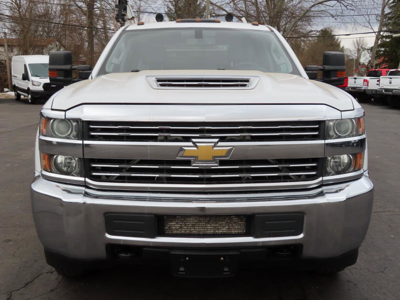 Used 2018 Chevrolet Silverado 3500 W/T w/ WT Convenience Package image 9