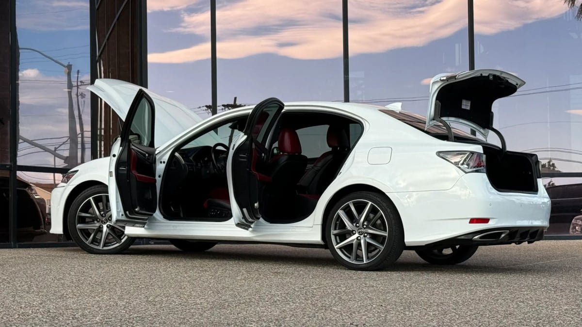Used 2018 Lexus GS 350 F Sport RWD image 29