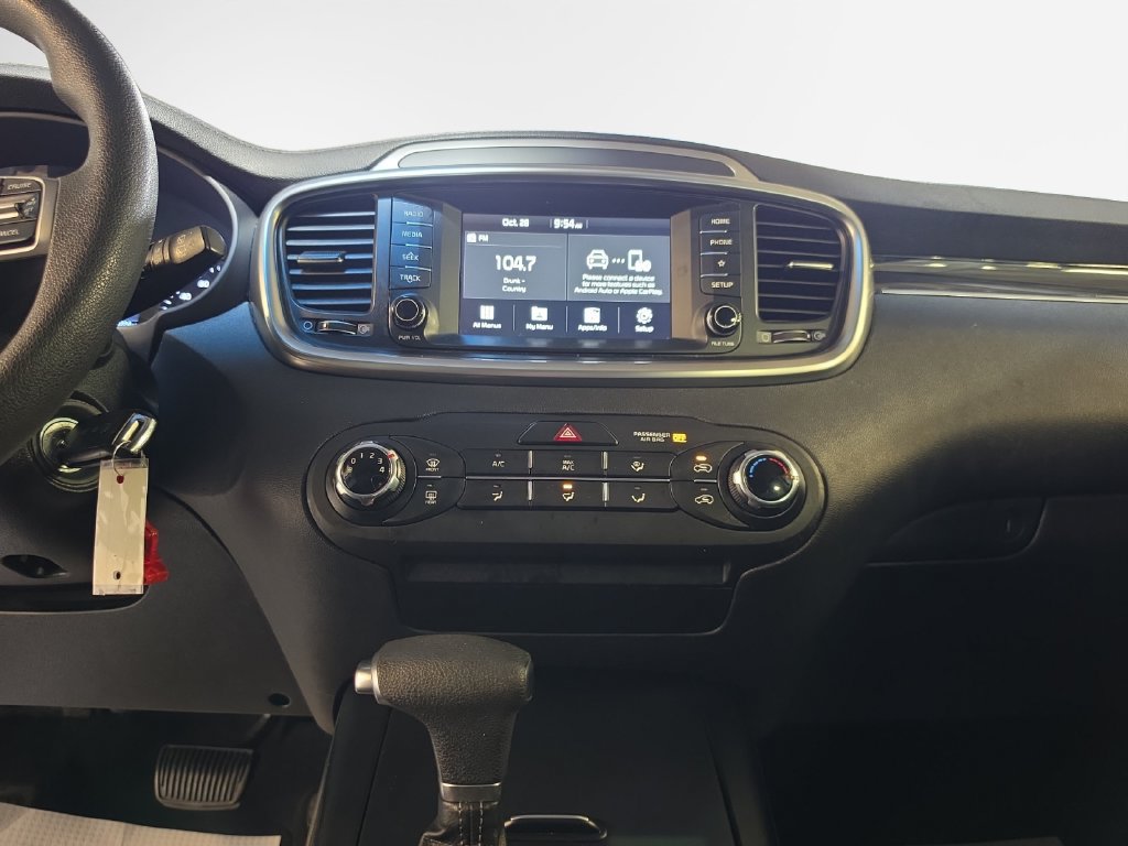 Used 2019 Kia Sorento AWD image 22