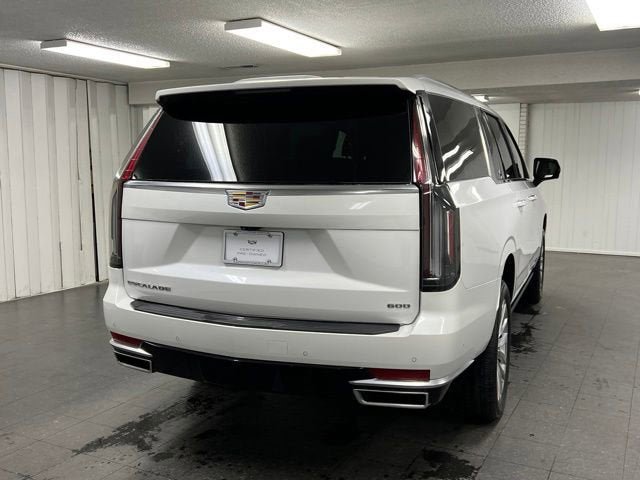 Used 2024 Cadillac Escalade ESV Premium Luxury w/ Performance Package AWD/4WD image 5