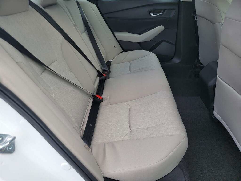 Used 2023 Honda Accord EX image 19