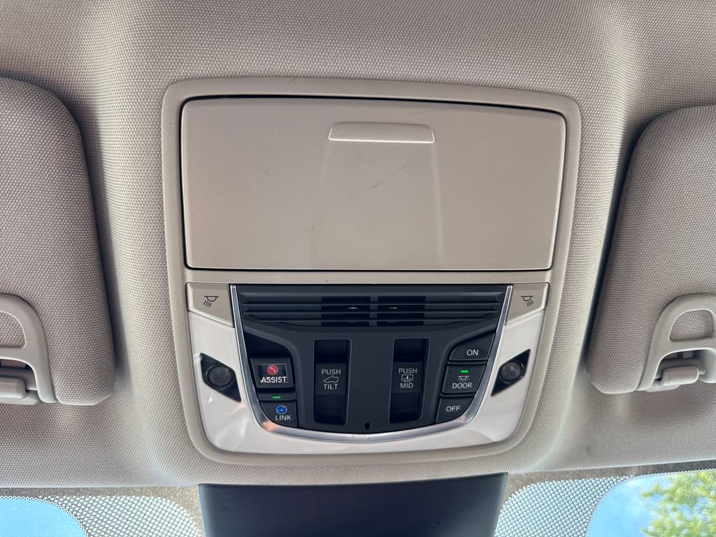 Used 2022 Acura MDX FWD w/ Technology Package image 26