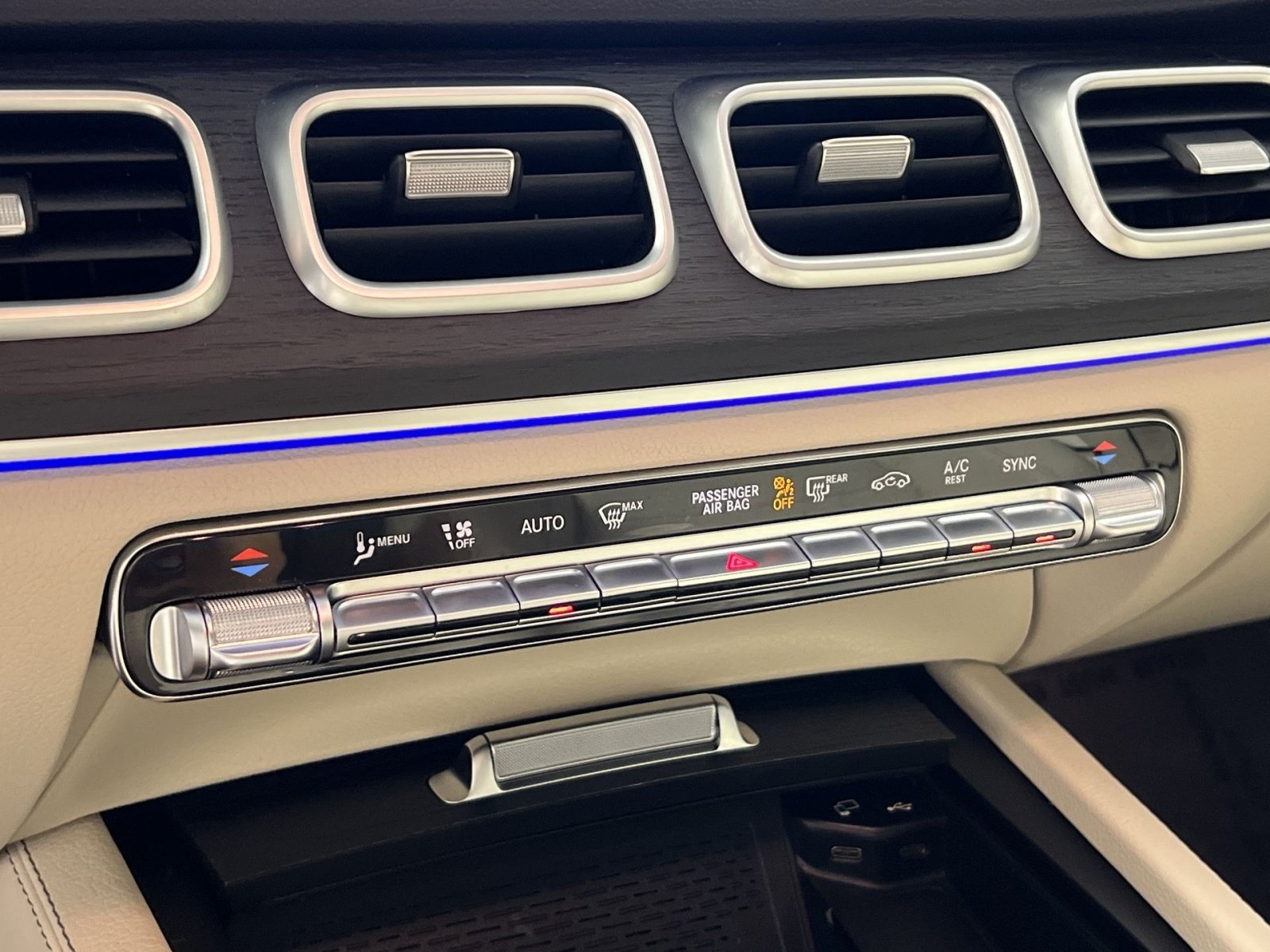 Used 2023 Mercedes-Benz GLE 350 4MATIC image 22
