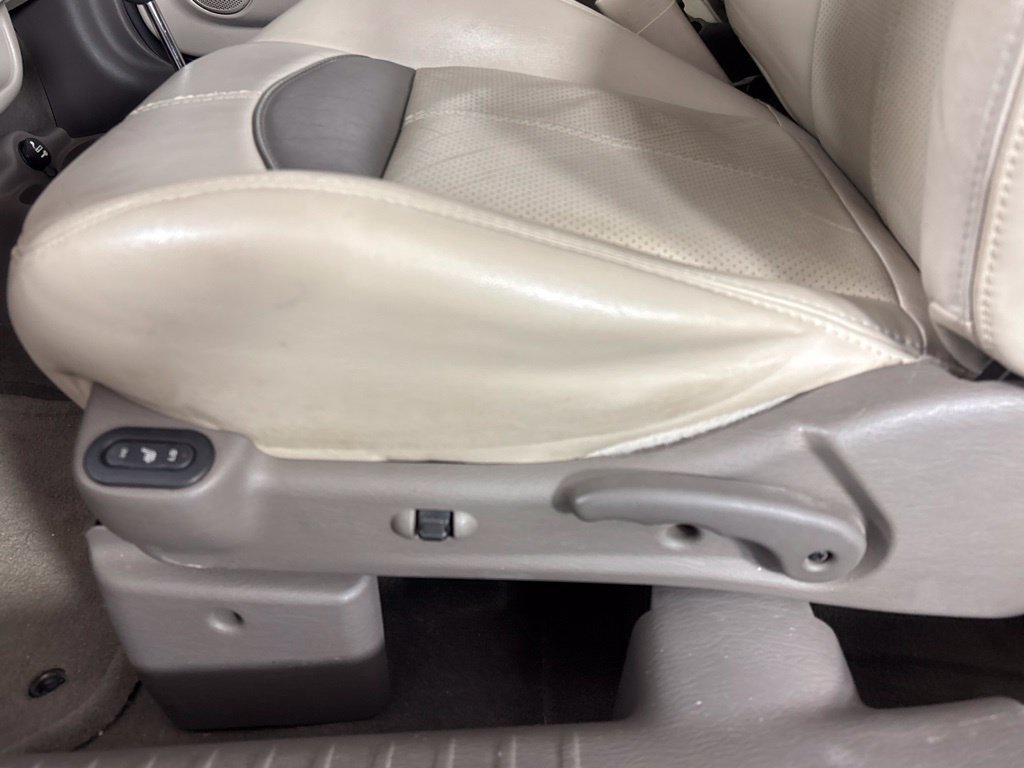 Used 2005 Chrysler PT Cruiser GT FWD image 22