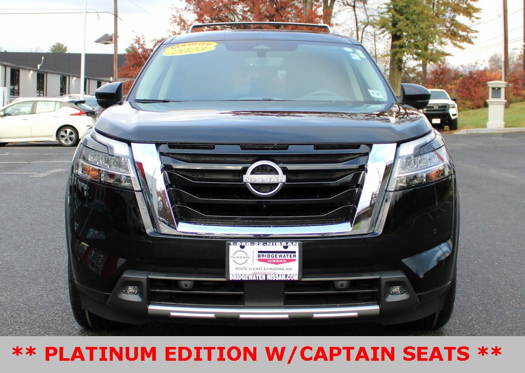 Certified 2023 Nissan Pathfinder Platinum image 2