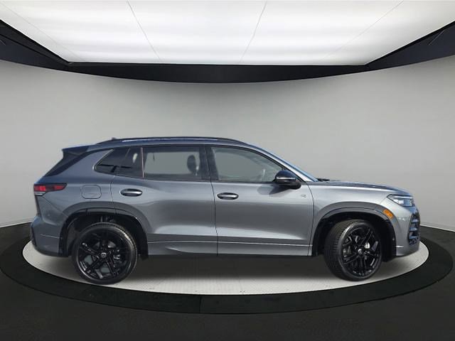 New 2026 Volkswagen Tiguan SE R-Line image 8