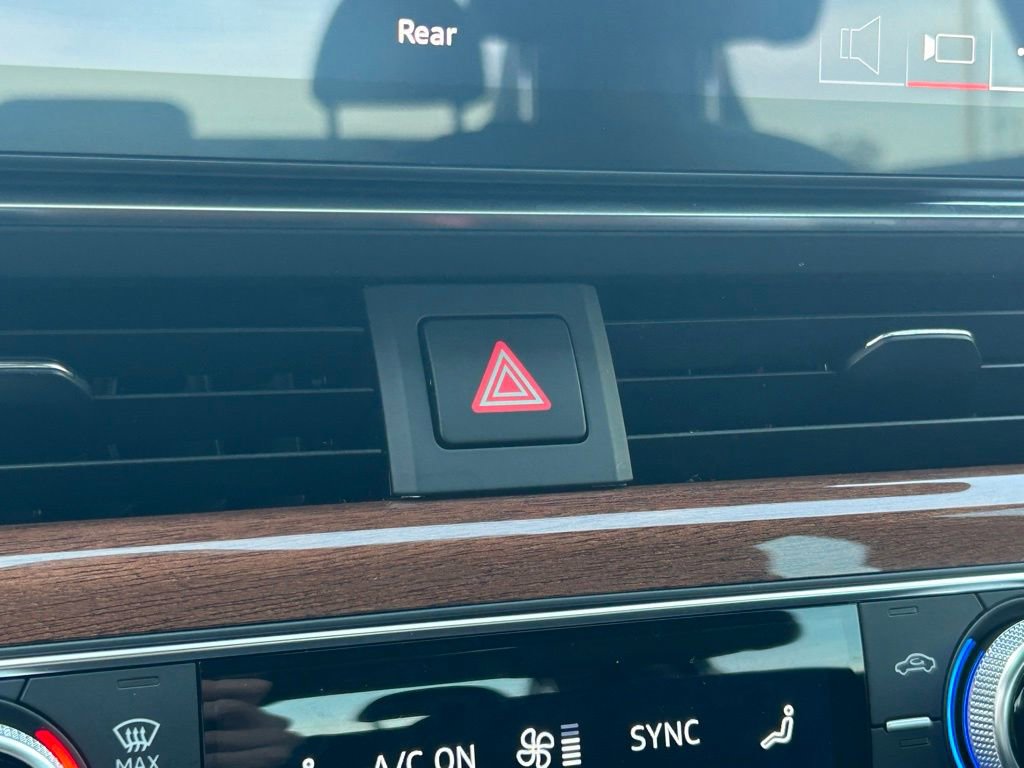Used 2023 Audi A4 2.0T Premium image 34