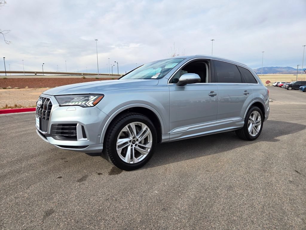 Used 2024 Audi Q7 3.0T Premium Plus AWD/4WD image 2