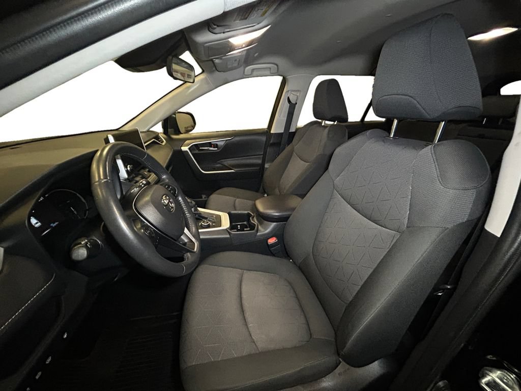 Used 2023 Toyota RAV4 XLE w/ XLE Grade Weather Package AWD/4WD image 9
