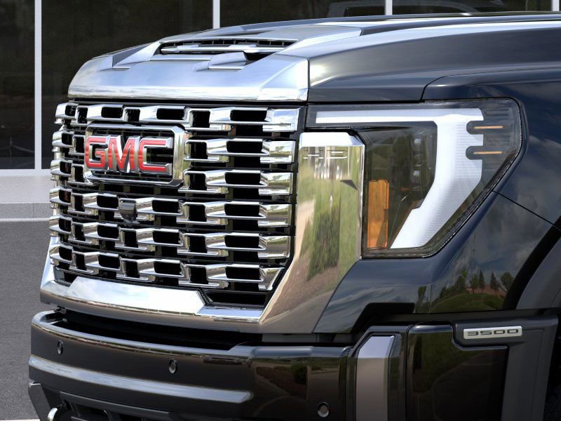 New 2026 GMC Sierra 3500 Denali w/ Denali Reserve Package AWD/4WD image 13