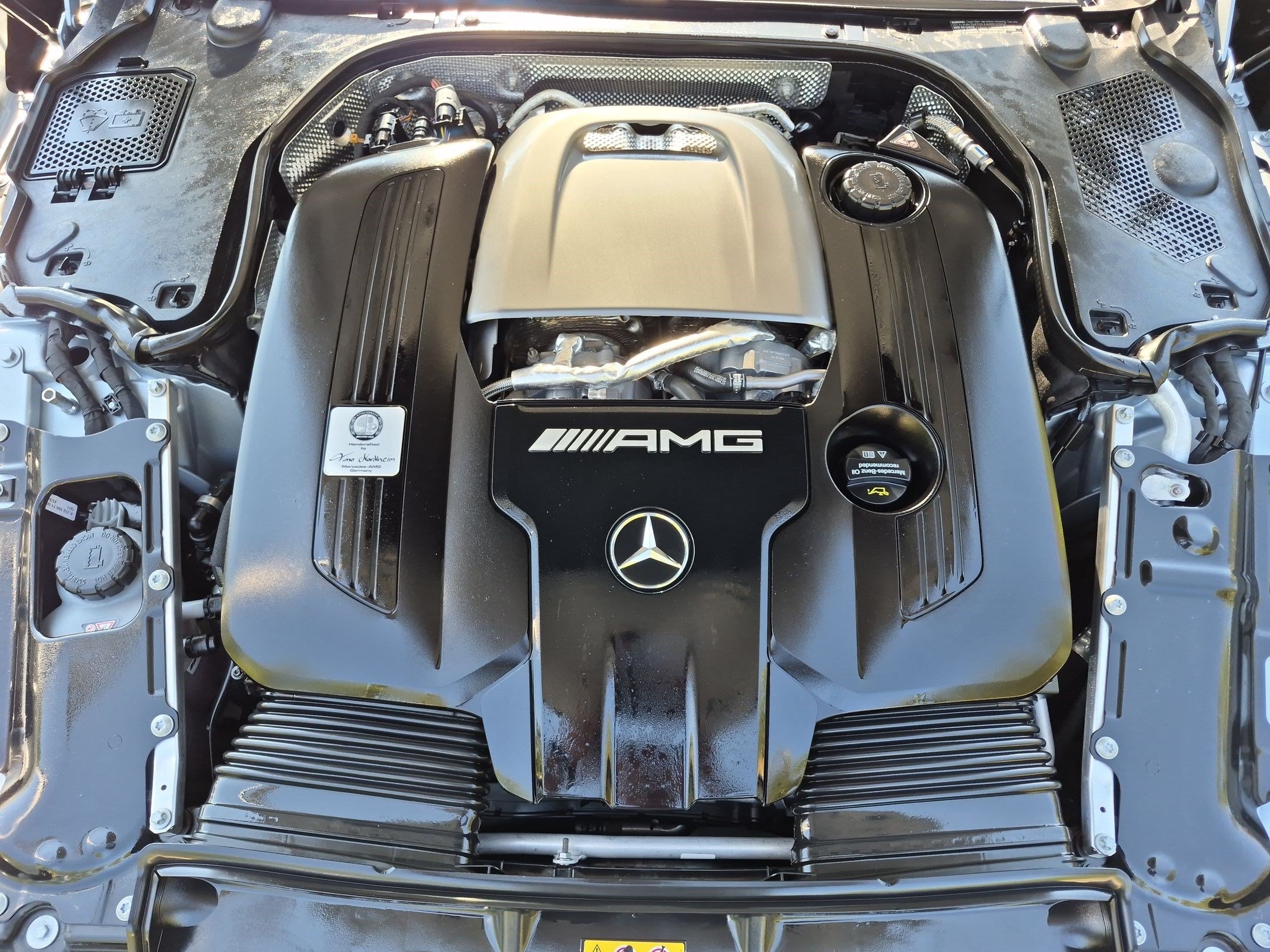Used 2025 Mercedes-Benz AMG GT 63 image 33