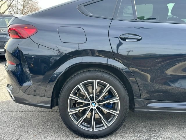 Certified 2025 BMW X6 M60i w/ Climate Comfort Package AWD/4WD image 9