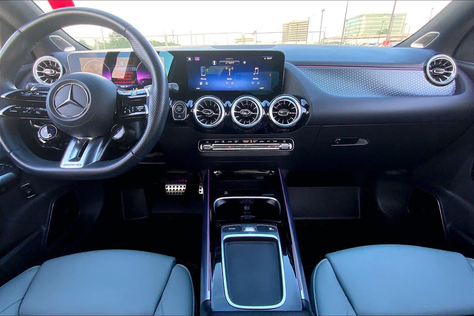 Used 2025 Mercedes-Benz GLA 35 AMG 4MATIC image 15