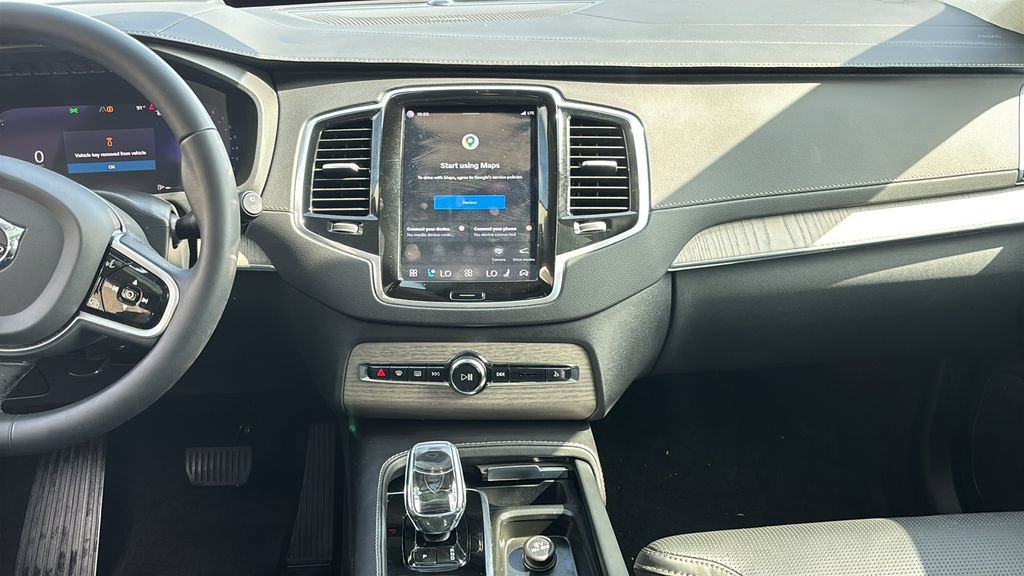 Certified 2024 Volvo XC90 B6 Ultimate AWD/4WD image 6