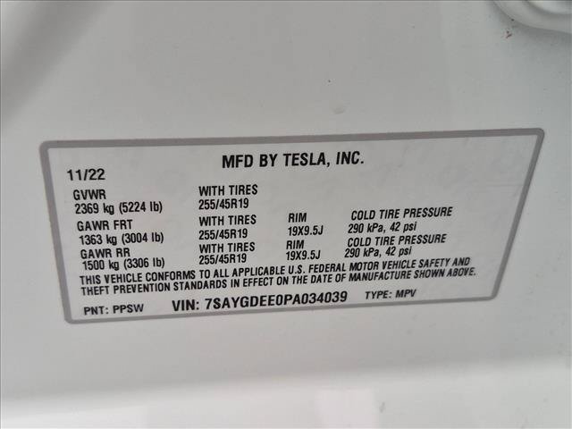 Used 2023 Tesla Model Y Long Range AWD/4WD image 26