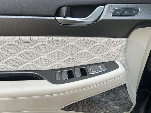 Used 2020 Hyundai Palisade Limited image 12