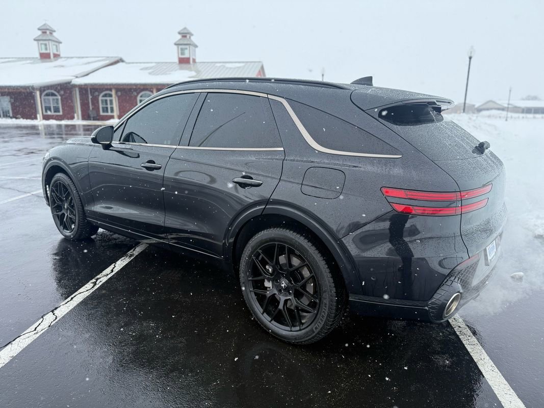 Used 2022 Genesis GV70 3.5T Sport w/ Sport Advanced Package image 5