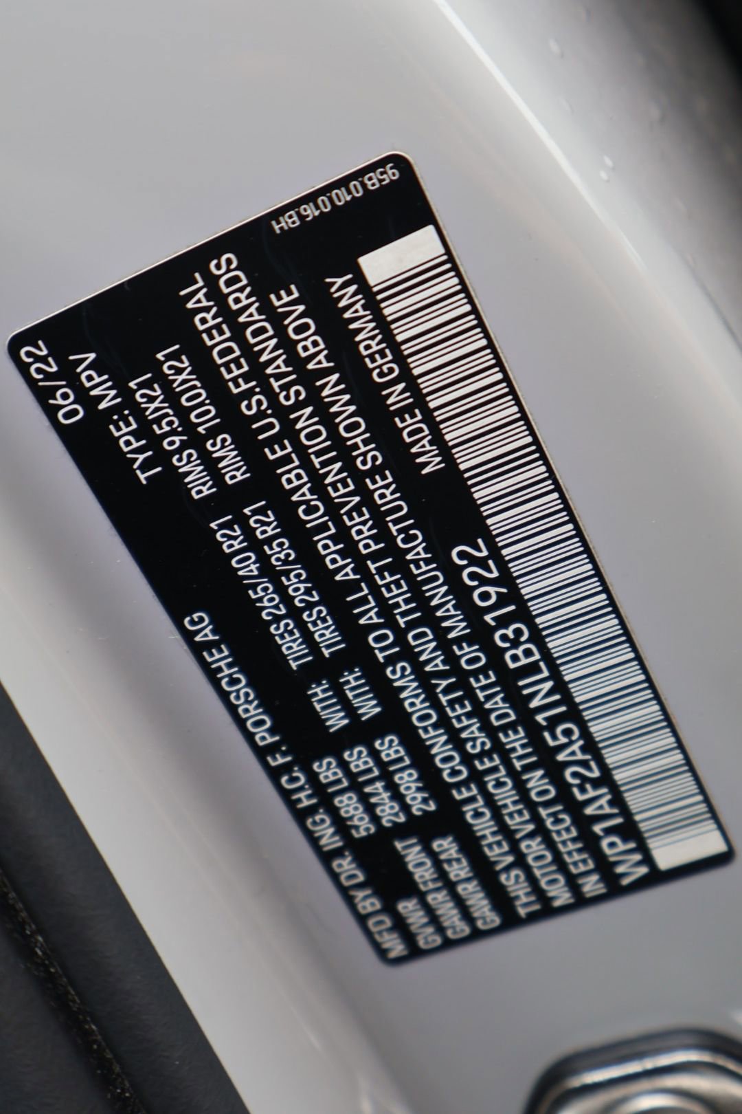 Certified 2022 Porsche Macan GTS image 31