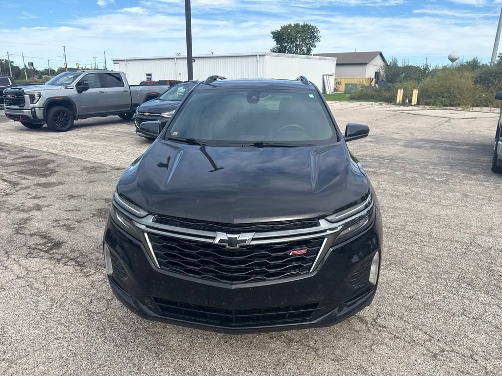 Used 2023 Chevrolet Equinox RS w/ LPO, Floor Liner Package AWD/4WD image 8
