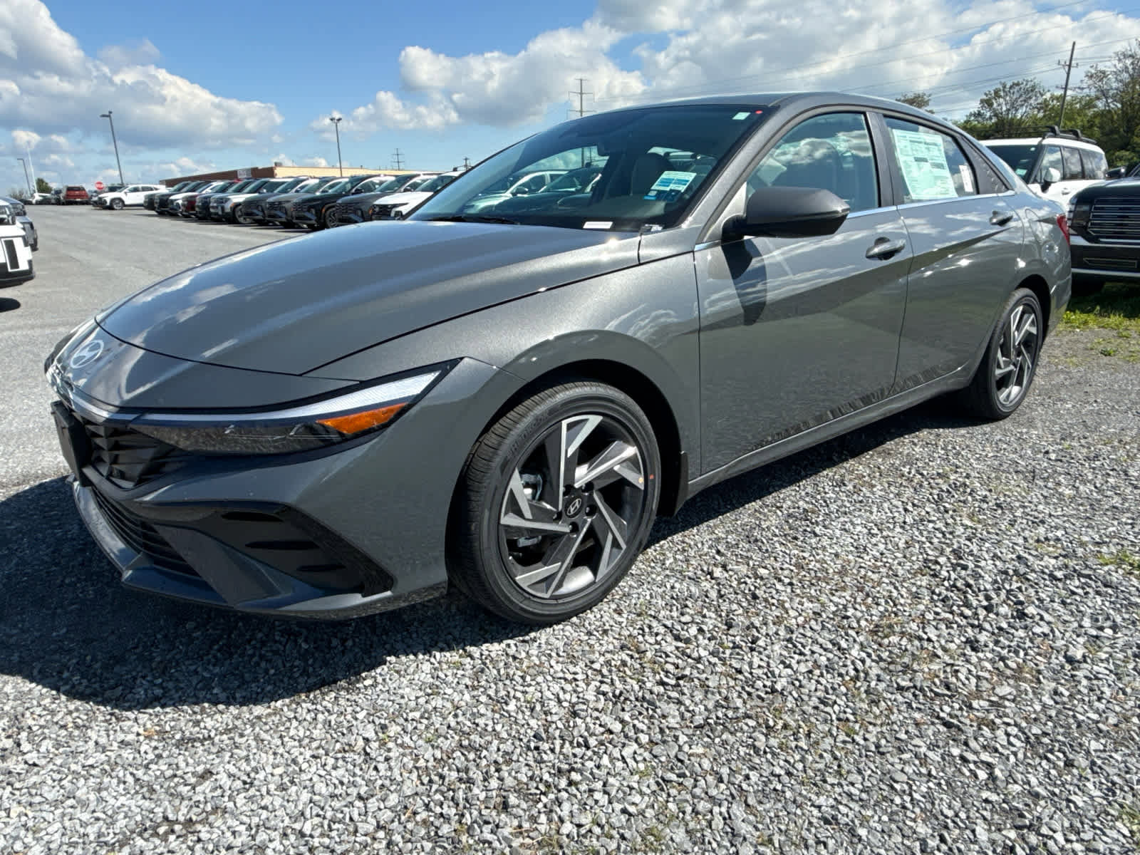 New 2026 Hyundai Elantra Limited FWD image 1