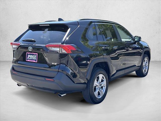 Certified 2025 Toyota RAV4 XLE FWD image 5