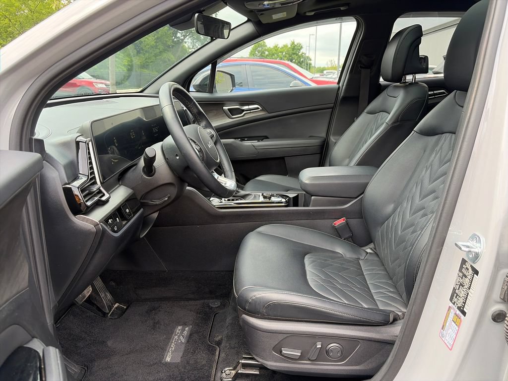 Used 2024 Kia Sportage X-Line w/ X-Line Premium Package AWD/4WD image 16