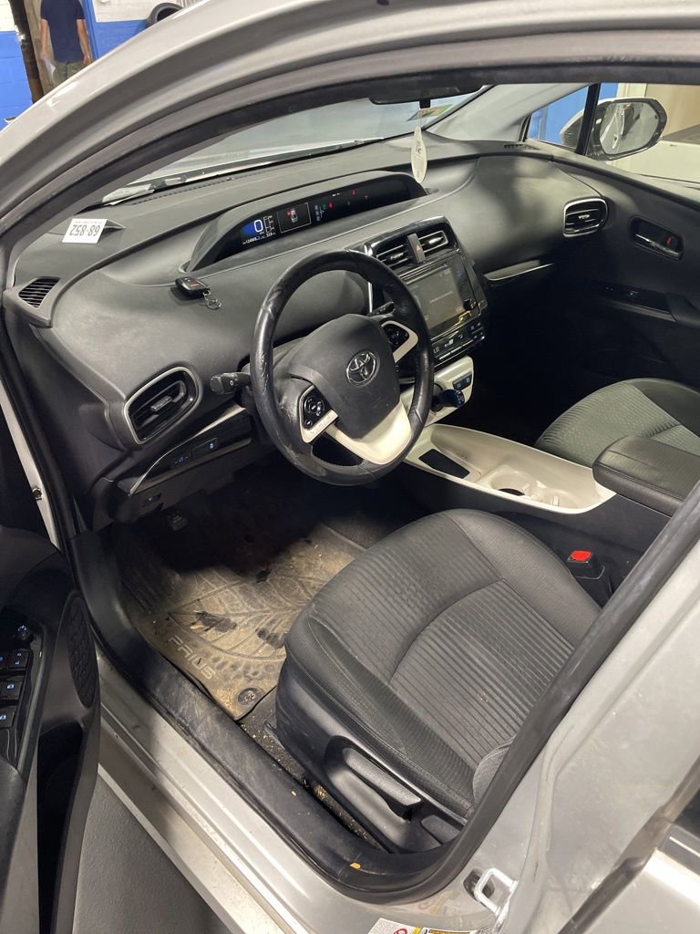 Used 2016 Toyota Prius Three w/ Protection Package FWD image 12