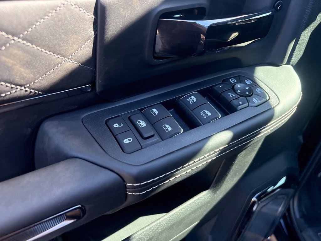 New 2027 RAM 3500 Limited AWD/4WD image 30