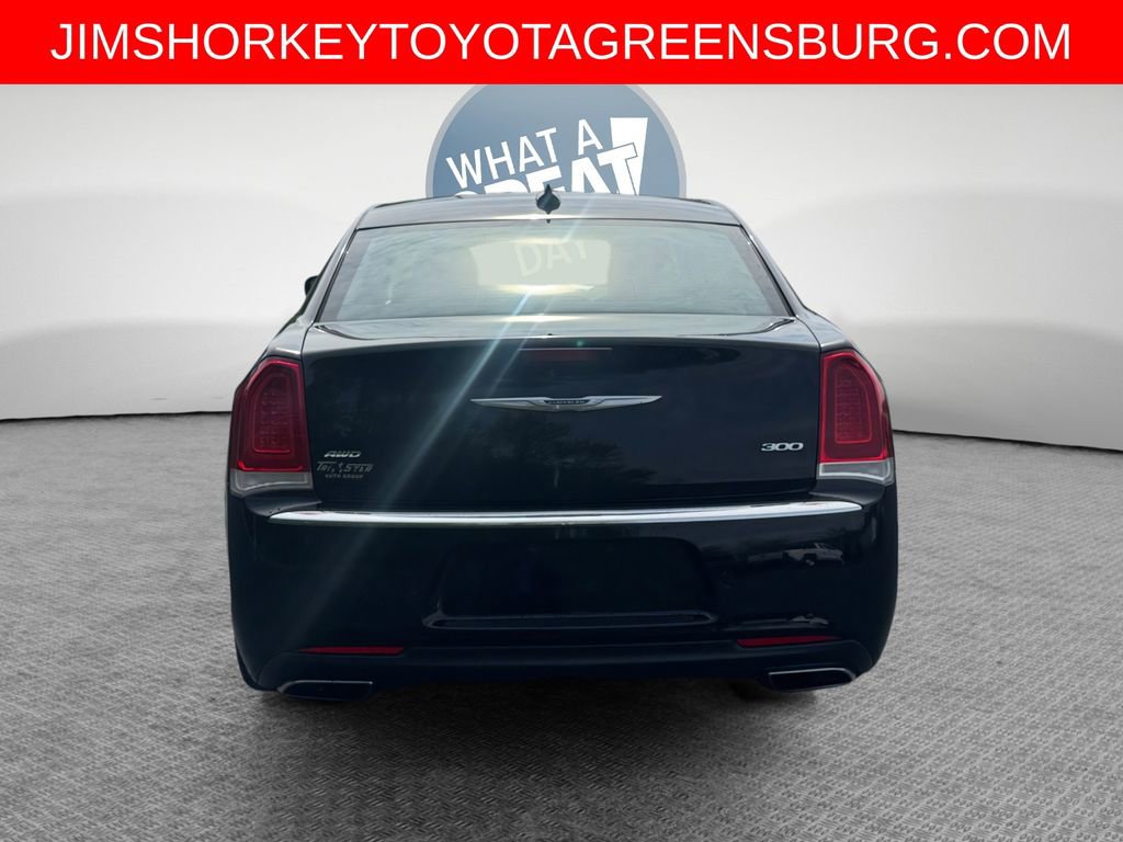 Used 2015 Chrysler 300 Limited w/ Driver Convenience Group AWD/4WD image 5