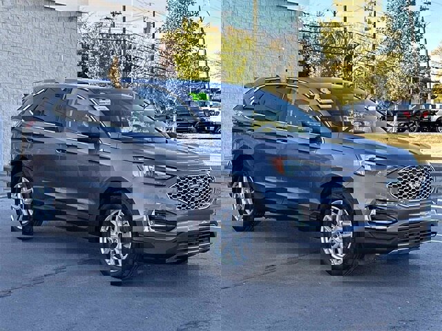 Certified 2024 Ford Edge SEL w/ Convenience Package image 1