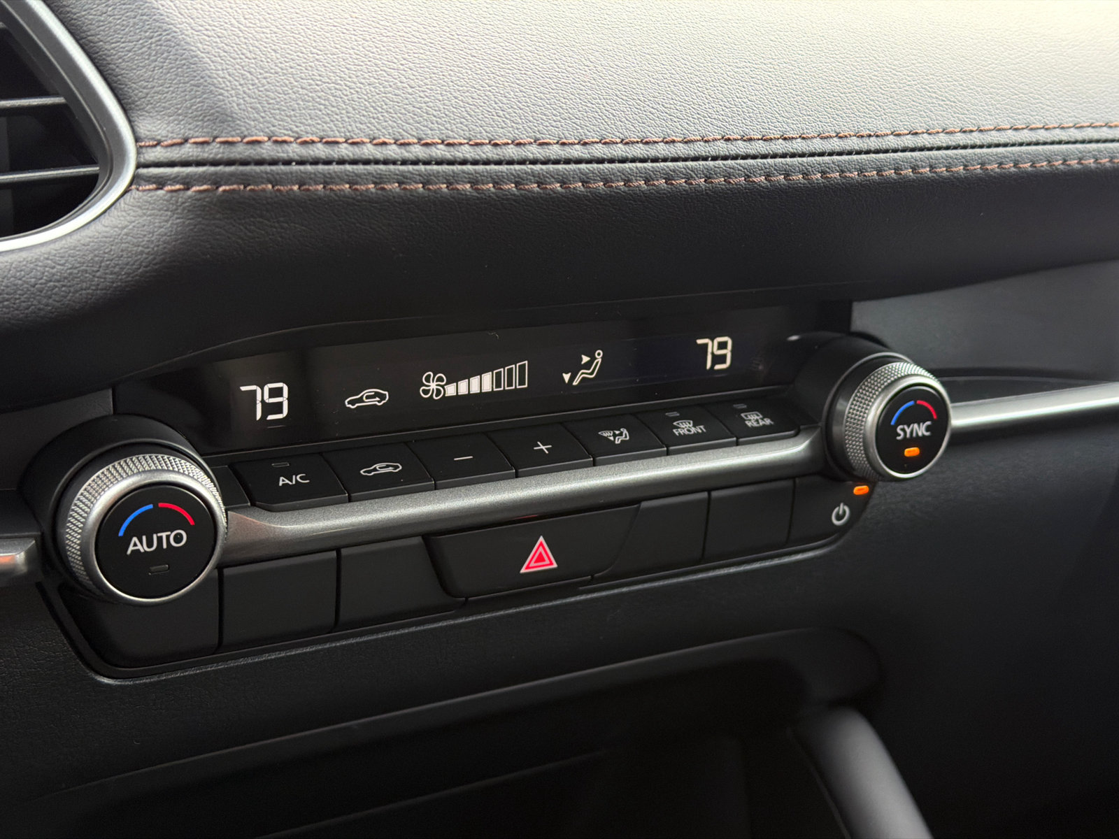 New 2026 MAZDA MAZDA3 s Sport FWD image 23